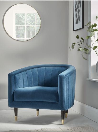 semi curve accent chair